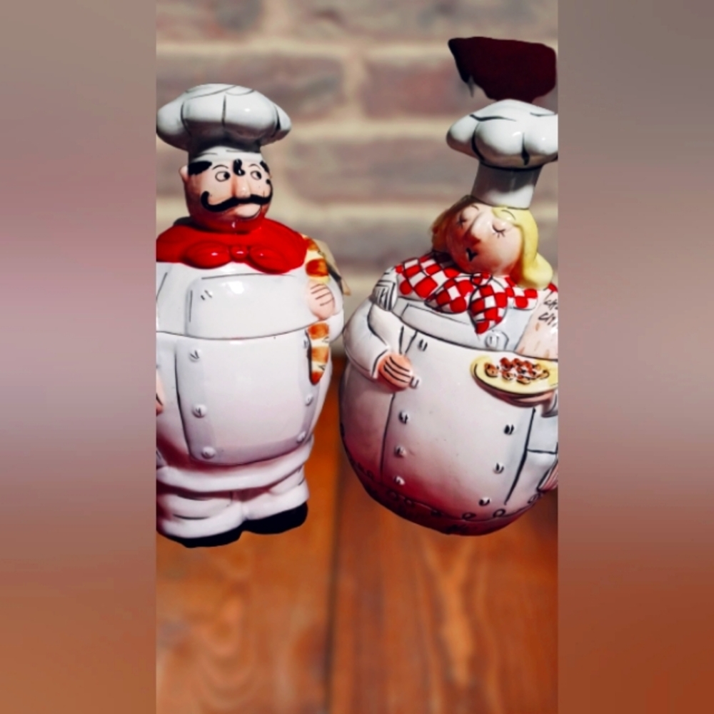 Set of his & her Cookie Jar Chef Set